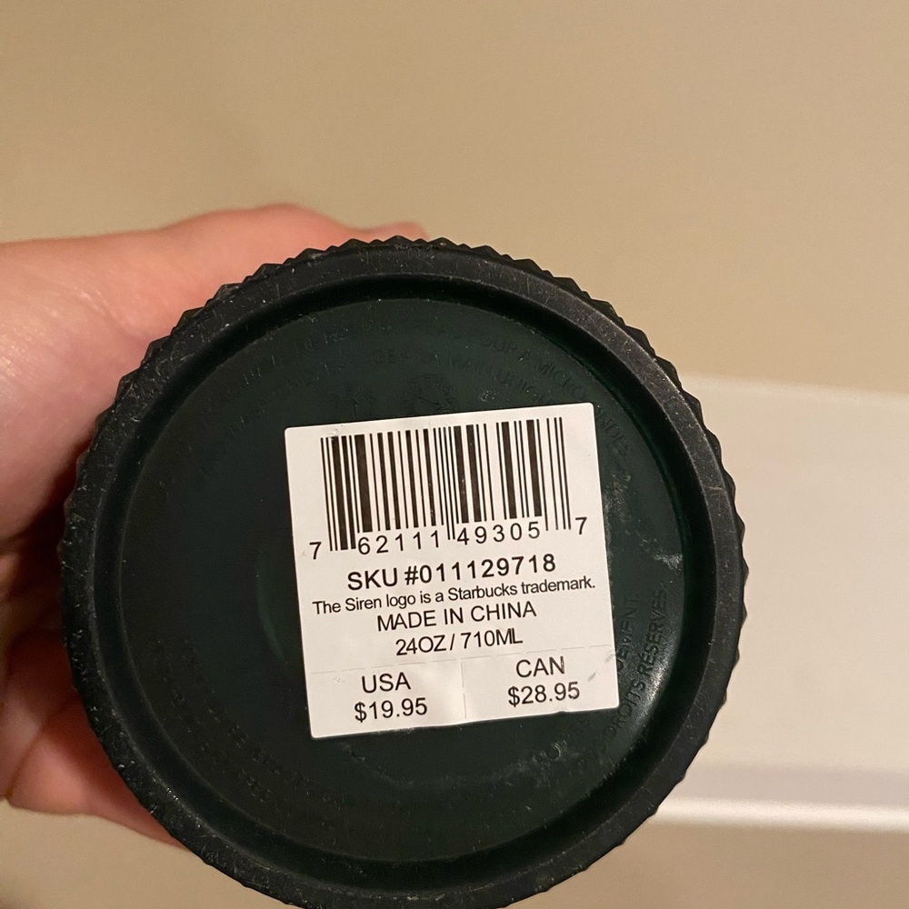 Starbucks 2022 Studded Matte Dark Green 24 oz Tumbler Cold Cup Venti - Picture 2 of 2